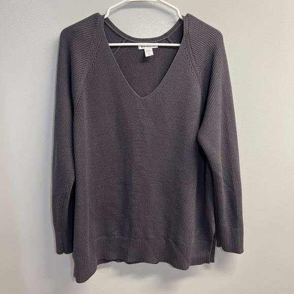 Athleta Dusty Purple Hanover V-Neck Sweater - Size Large - Picture 1 of 3